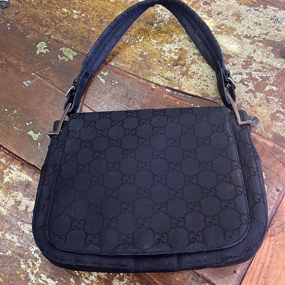 Gucci purse